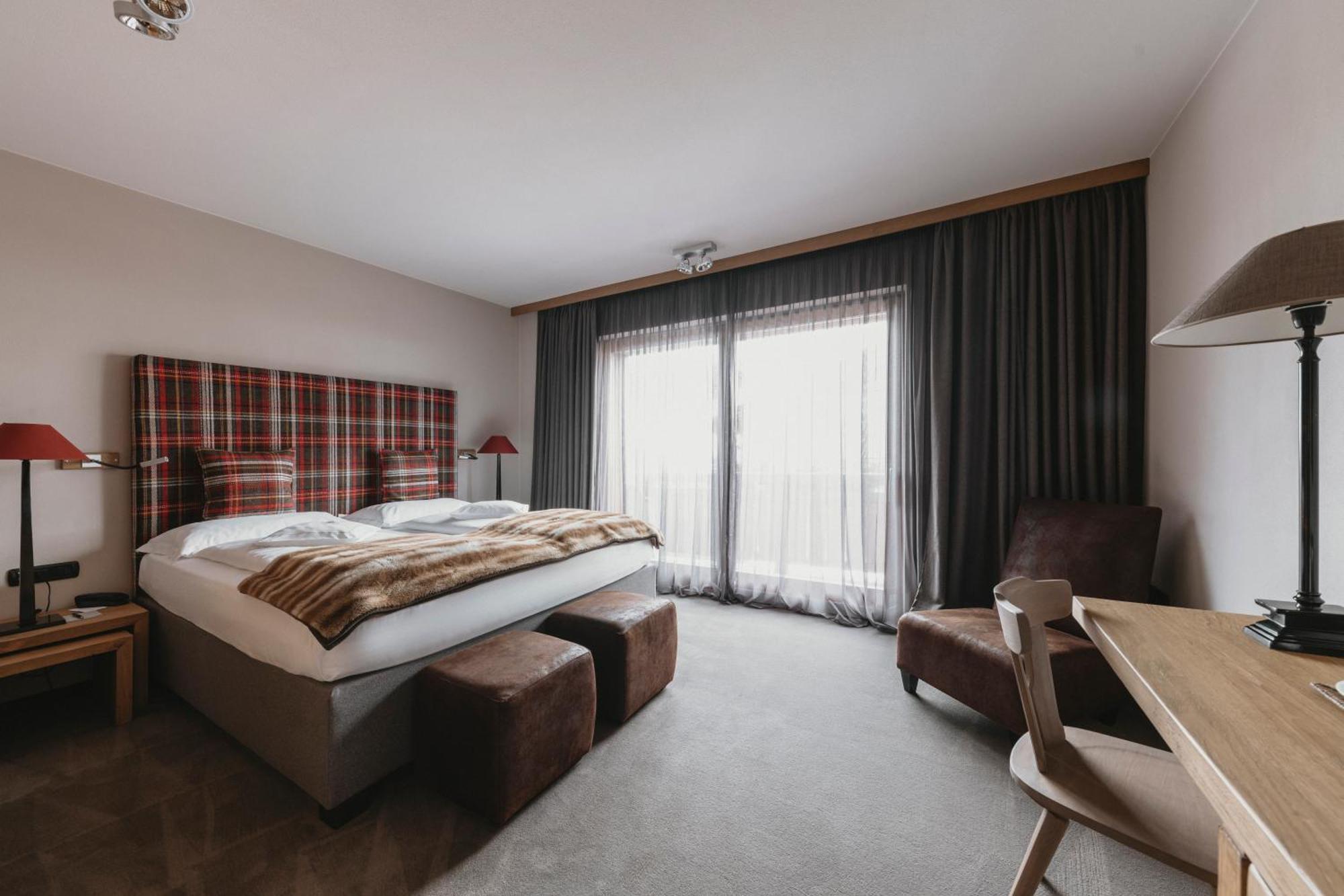 Deluxe Double Room,1447117099:JPEG