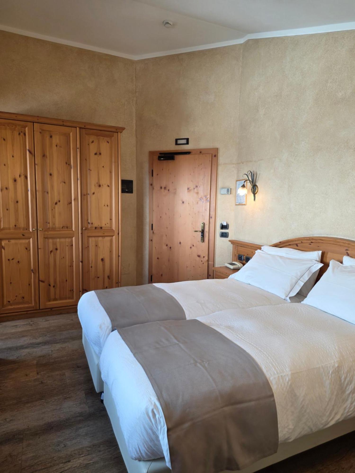 Deluxe Double Room Balcony